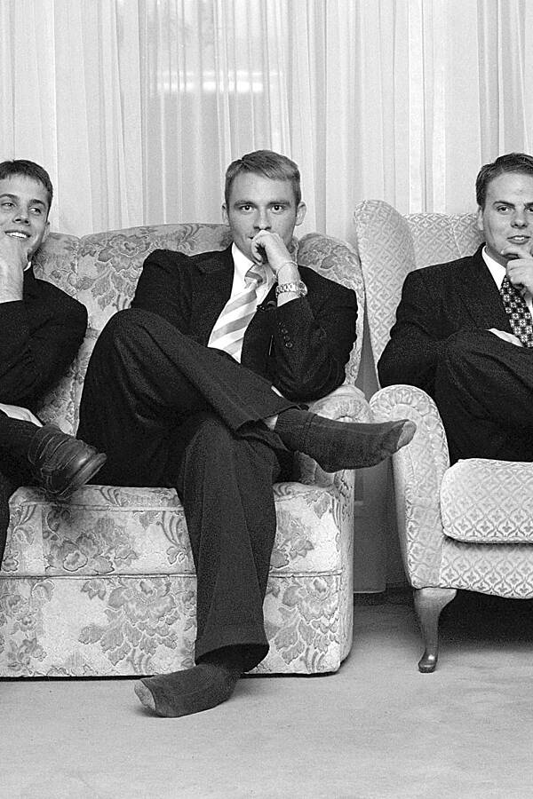 GET THE FIRE! Young Mormon Missionaries Abroad